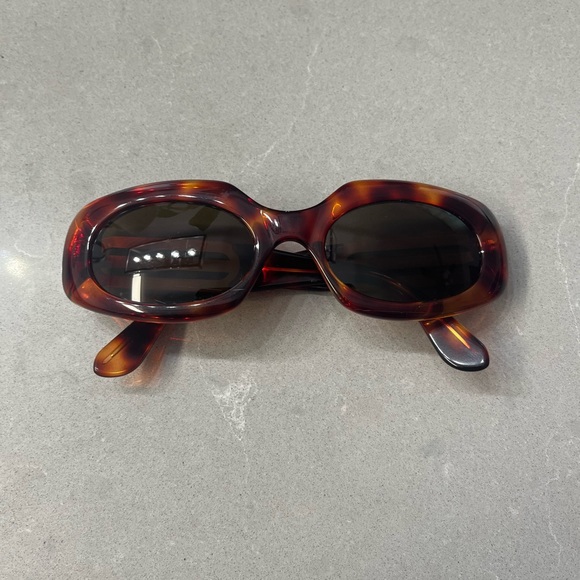 Designer sunglasses by Egon Von Furstenberg made in Italy - Picture 10 of 10